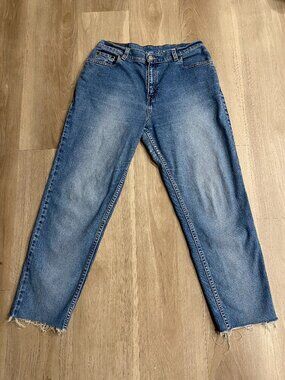 Levi’s 550 Relaxed Tapered Jeans Petite 10 High Rise Vintage Style Mom Jeans